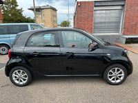 Gebraucht Smart ForFour Passion 90 PS (66 kW) 2015 Schwarz Kleinwagen
