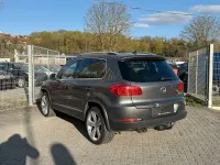 Gebraucht VW Tiguan LOUNGE 150 PS (110 kW) 2016 Grau SUV