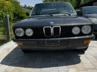 Gebraucht BMW 525 122 PS (89 kW) 1985 Grau Limousine