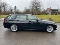 Gebraucht BMW 320 Performance 190 PS (139 kW) 2022 Schwarz Kombi