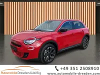 Gebraucht Fiat 600 La Prima 101 PS (74 kW) 2025 Rot SUV