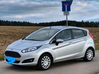 Gebraucht Ford Fiesta 90 PS (66 kW) 2015 Silber Kleinwagen