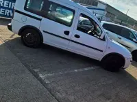 Gebraucht Opel Combo Edition 90 PS (66 kW) 2008 Weiß Van / Kleinbus