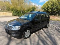 Second-hand Dacia Logan 85 CP (62 kW) 2012 Negru Break