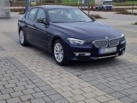 Gebraucht BMW 320 184 PS (135 kW) 2014 Blau Limousine