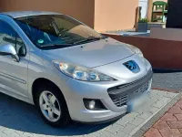 Gebraucht Peugeot 207 Urban Move 95 PS (69 kW) 2011 Silber Kleinwagen