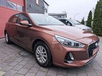Gebraucht Hyundai i30 120 PS (88 kW) 2017 Braun Limousine