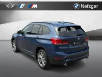 Gebraucht BMW X1 Sport Line 190 PS (139 kW) 2022 Blau SUV