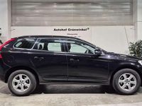 Gebraucht Volvo XC60 150 PS (110 kW) 2016 Onyx black / metallic SUV