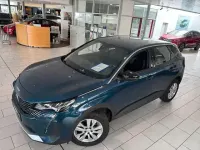 Gebraucht Peugeot 3008 Active 131 PS (96 kW) 2023 Celebes blau metallic SUV