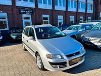 Gebraucht Mitsubishi Space Star Motion 98 PS (72 kW) 2004 Silber Van / Kleinbus