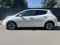 Gebraucht Nissan Leaf Tekna 80 kW (109 PS) 2013 Weiß Kleinwagen