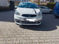 Gebraucht Mitsubishi Space Star 71 PS (52 kW) 2017 Weiß Kleinwagen