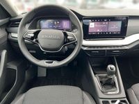 Neu Skoda Octavia Selection 116 PS (85 kW) 2025 Blackmagic Kombi
