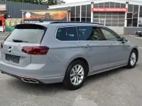 Gebraucht VW Passat R-line 150 PS (110 kW) 2021 Grau Kombi