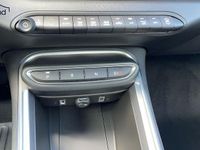 Neu Jeep Avenger 101 PS (74 kW) 2025 Rot SUV