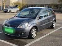 Gebraucht Ford Fiesta 80 PS (58 kW) 2006 Grau Kleinwagen