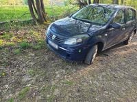 Second-hand Dacia Sandero 75 CP (55 kW) 2012 Albastru Hatchback