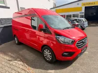Gebraucht Ford Transit Custom 170 PS (125 kW) 2019 Race red Limousine
