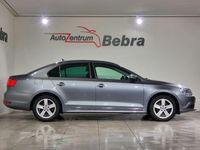 Gebraucht VW Jetta Comfortline 140 PS (102 kW) 2012 Platinum grey metallic Limousine