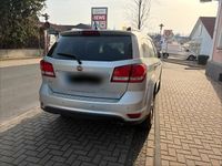 Gebraucht Fiat Freemont 170 PS (125 kW) 2013 Silber SUV