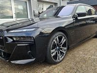 Gebraucht BMW 760 M Performance 571 PS (419 kW) 2023 Black sapphire metallic Limousine