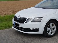 gebraucht Skoda Octavia 1.5 TSI DSG Panorama Teilleder ACC