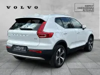 Neu Volvo XC40 Core 163 PS (119 kW) 2026 Weiß SUV