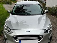 Gebraucht Ford Focus Trend 120 PS (88 kW) 2019 Grau Limousine