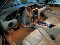 Gebraucht Jaguar XJ8 Executive 298 PS (219 kW) 2006 Schwarz Limousine