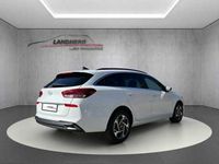 Neu Hyundai i30 140 PS (102 kW) 2025 Weiß Kombi