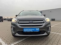 Gebraucht Ford Kuga Titanium 150 PS (110 kW) 2017 Grau SUV