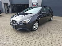 Gebraucht Opel Astra Edition 95 PS (69 kW) 2016 Schwarz Limousine