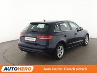 Gebraucht Audi A3 Comfort 116 PS (85 kW) 2018 Blau Limousine