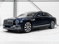 Gebraucht Bentley Flying Spur 544 PS (400 kW) 2023 Blau Limousine