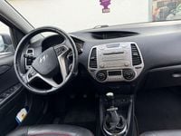 Gebraucht Hyundai i20 Edition 77 PS (56 kW) 2012 Grau Limousine