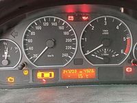 Gebraucht BMW 320 150 PS (110 kW) 2003 Silber Kombi
