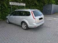 Gebraucht Ford Focus Trend 116 PS (85 kW) 2008 Silber Limousine