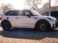 Gebraucht Mini John Cooper Works 231 PS (169 kW) 2022 Weiß Kleinwagen