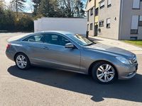 Gebraucht Mercedes E350 Avantgarde 265 PS (194 kW) 2011 Grau Coupé