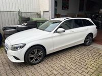Gebraucht Mercedes C220 194 PS (142 kW) 2018 Weiß Kombi