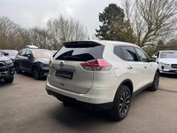 Gebraucht Nissan X-Trail Acenta 131 PS (96 kW) 2015 Weiß SUV