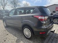 Gebraucht Ford Kuga 150 PS (110 kW) 2017 Magnetic SUV
