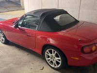 Second-hand Mazda MX5 110 CP (80 kW) 2000 Roșu Cabrio