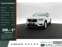 Gebraucht Volvo XC40 Momentum 197 PS (144 kW) 2020 Weiß SUV