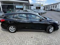 Gebraucht Ford Focus Cool & Connect 125 PS (91 kW) 2021 Obsidianschwarz metallic Kombi