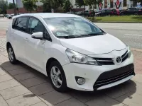 Gebraucht Toyota Verso Life 126 PS (92 kW) 2013 Super white 2 Van / Kleinbus