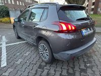 Gebraucht Peugeot 2008 Allure 83 PS (61 kW) 2018 Grau SUV
