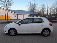 Gebraucht Toyota Auris 96 PS (70 kW) 2008 Weiß Kleinwagen