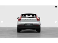 Neu Volvo XC40 Plus 163 PS (119 kW) 2026 Weiss SUV